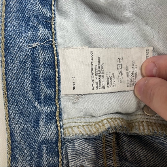 Vintage Tommy Hilfiger Jeans - Cropped Wode Leg - Lt. Wash - Size 12 - Picture 8 of 9